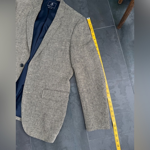 J.CREW Men’s Tweed Blazer in Herringbone Pattern, Brown-Black, Size 42R - Picture 5 of 12